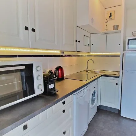 T3 Lumineux 50m Centre Avec Parking Et Wifi - Fr-1-420-60 Apartmán *