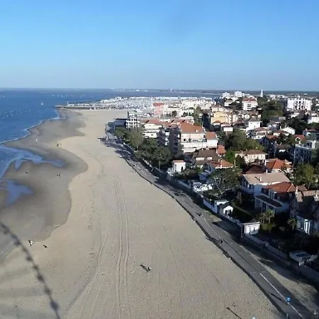 Centre T3 Refait A Neuf Avec Parking Securise, Acces Direct - Fr-1-420-60 Arcachon