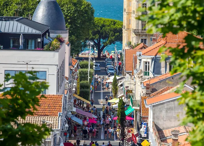 Apartment T3 Lumineux 50m Centre Avec Parking Et Wifi - Fr-1-420-60